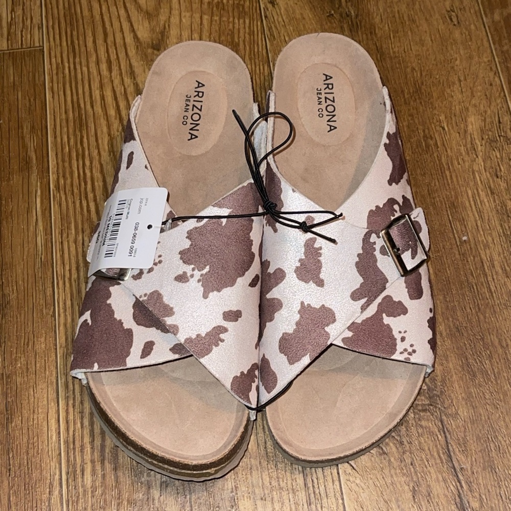 Arizona Jean Company Women's Tan and Cream Sandals